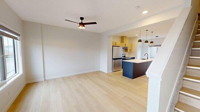 Photo - 2610-159 159 St SW Unit 8