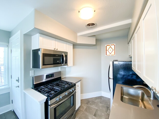 Photo - 304 Welch Ave