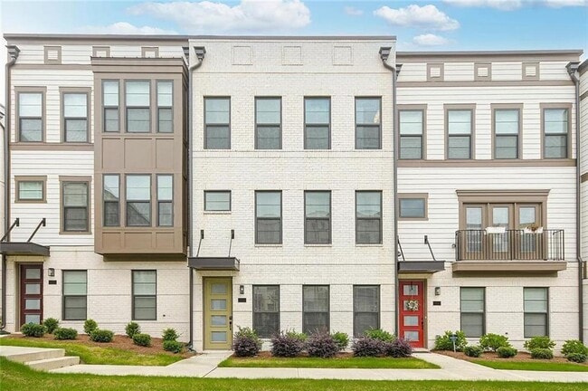 Building Photo - 2048 Holtz Ln