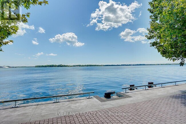 Photo - 15 Queens Quay E Unit 3105