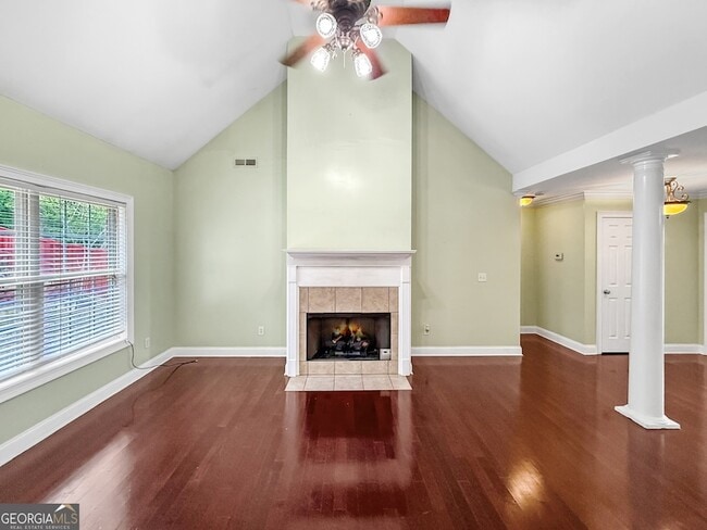 Photo - 37 Walton Creek Dr SW