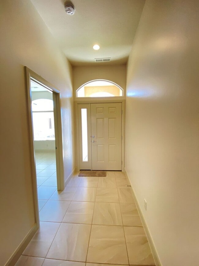 Photo - Gemstone Properties - Sky Ridge Townhome