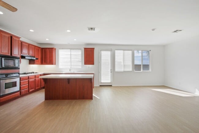 Photo - Available now 5/3 Rancho Cucamonga estate ...