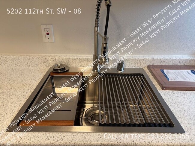 5202 112th St SW Unit 08