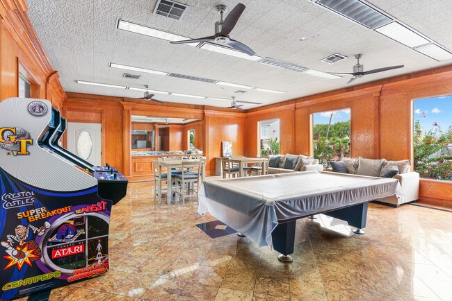 Building Photo - 12707 Bellaire Blvd Unit 1722 Rental