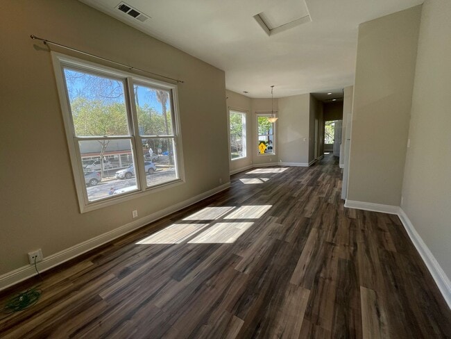 Photo - 1401 E Street Unit 1405 E Street #202