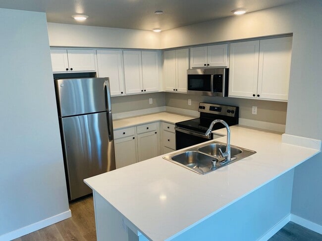 Photo - 3 Bedroom, 1.5 Bathroom in Barkley Neighborhood! Unidad 105