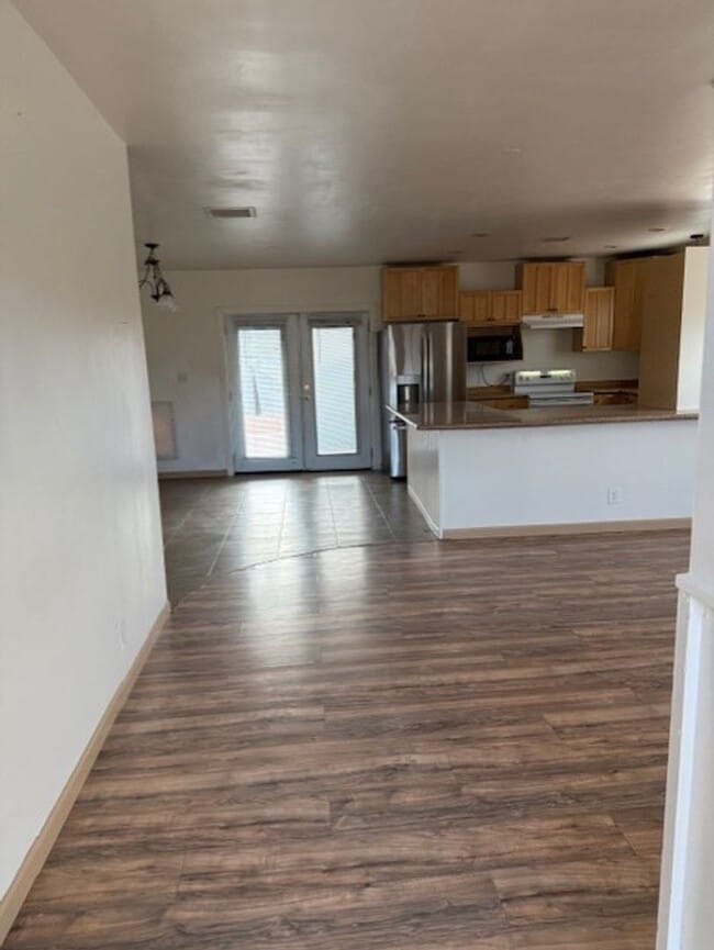 Photo - 2 Bedroom 2 Bath Contact Property Pros Pro...