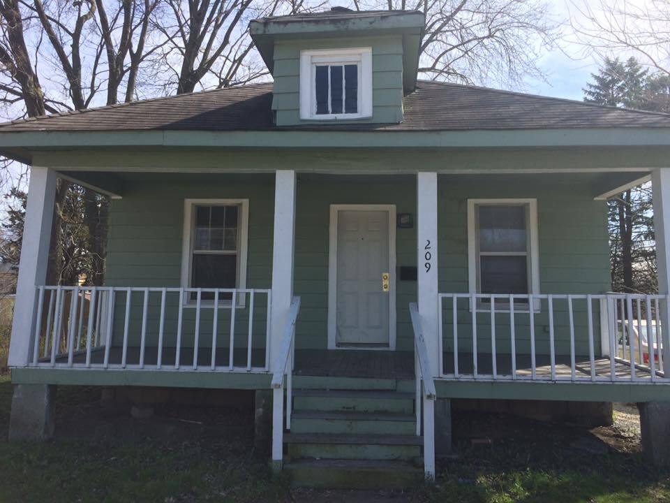 Photo - 209 W Bradley Ave House