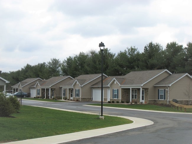 Hocking Senior Apartments For Rent in Logan, OH | ForRent.com