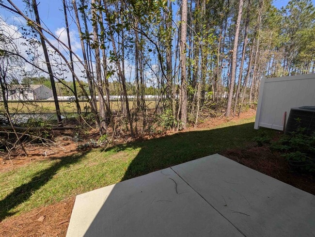 Photo - 644 Golden Resin Rd