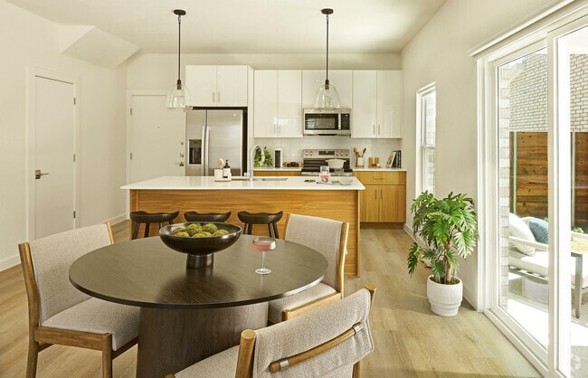 Building Photo - Oxenfree Princeton Rental