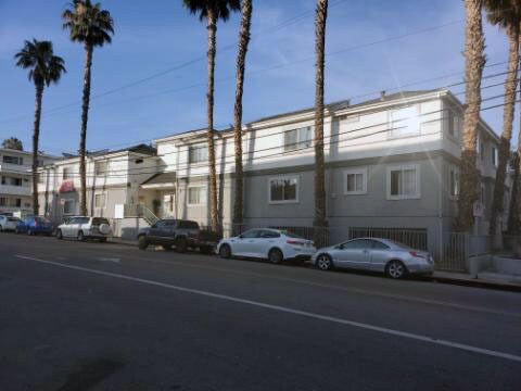 Front of house on Bronson Ave. - 1540 N Bronson Ave Unit #1