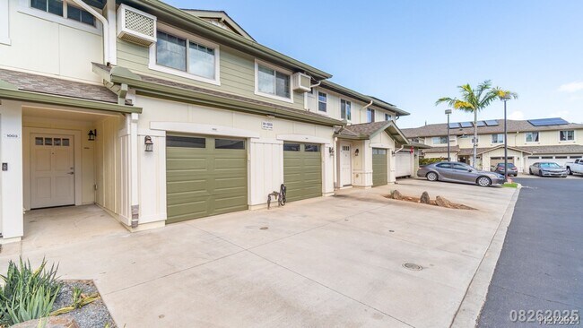 Building Photo - Rarely available! Ground floor 2-bdrm, 2-b... Rental
