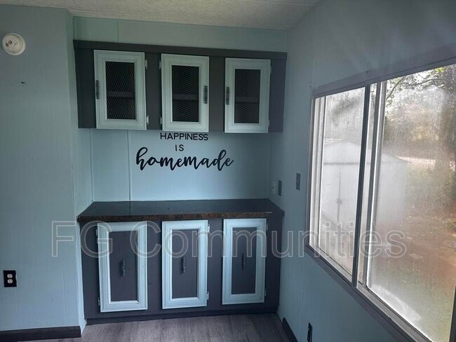 Photo - 1815 Conley Rd