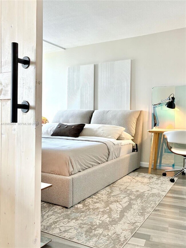 Photo - 900 Bay Dr Unit 207