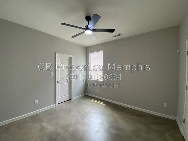 Photo - 729 N Dunlap St