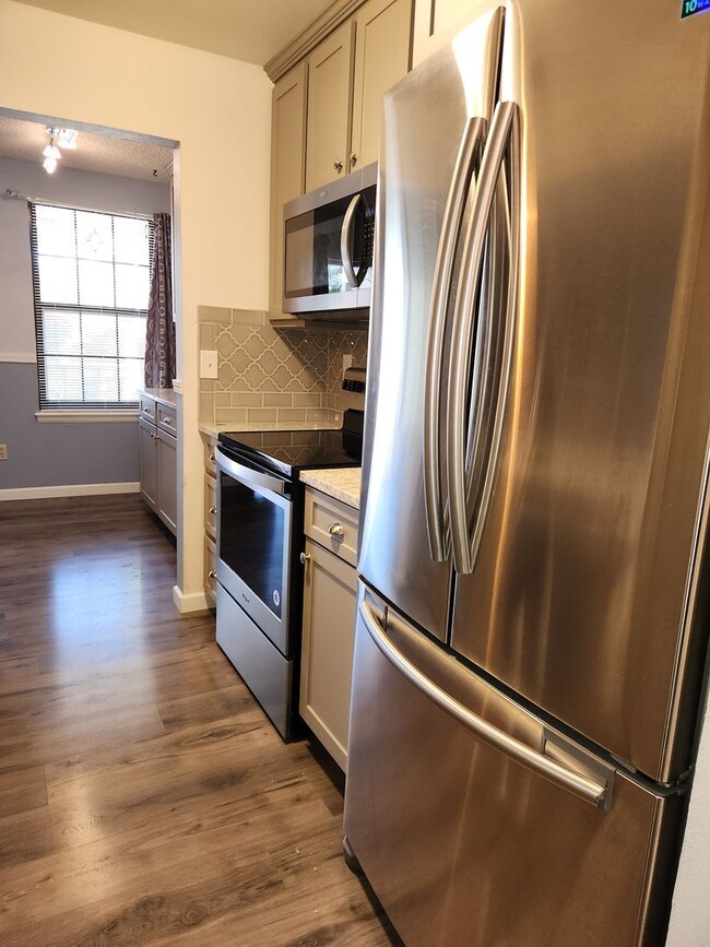 Photo - Amazing first floor unit in Arvada! MOVE I...
