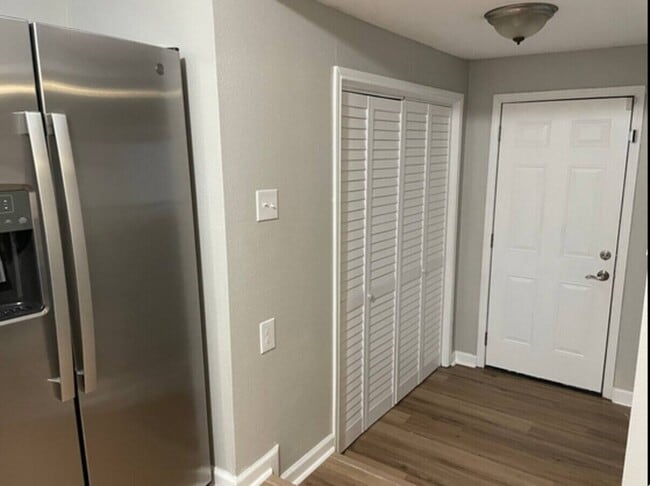 Photo - 421 Perkins Ave