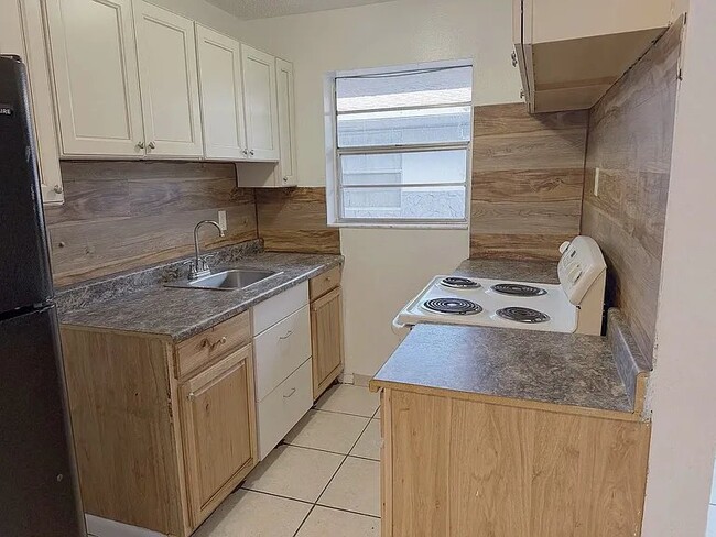 Photo - 525 NW 62 Ave Unit 7