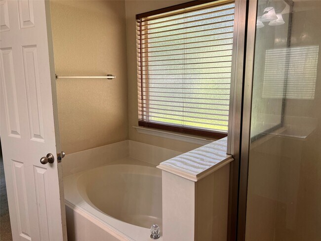 Photo - 174 Fairwind Trail Dr
