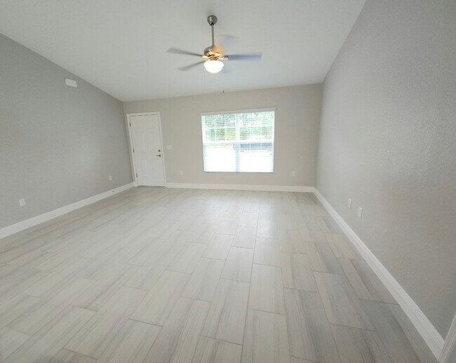 Photo - 16318 SW 17th Ave