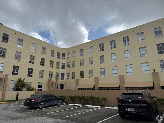 Building Photo - 7420 W 20th Ave Unit 236 Rental