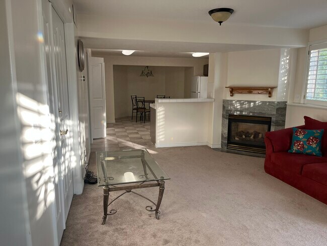 Photo - 1126 Heather Cir Unit 1126 Heather Cir #B