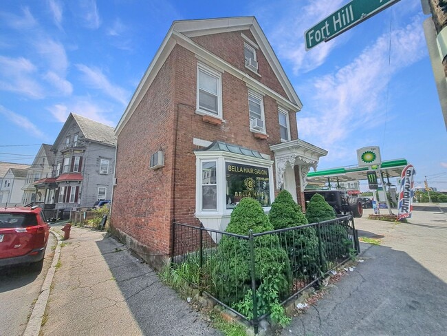 Photo - 151 Andover St Unit 5 Fort Hill Rear 2nd FL