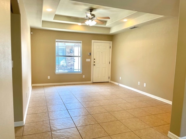 S P A C I O U S.... - 705 Pebble Crk Unit X