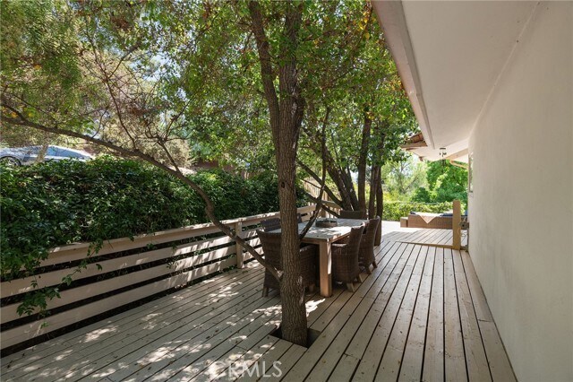 Photo - 1733 Arteique Rd