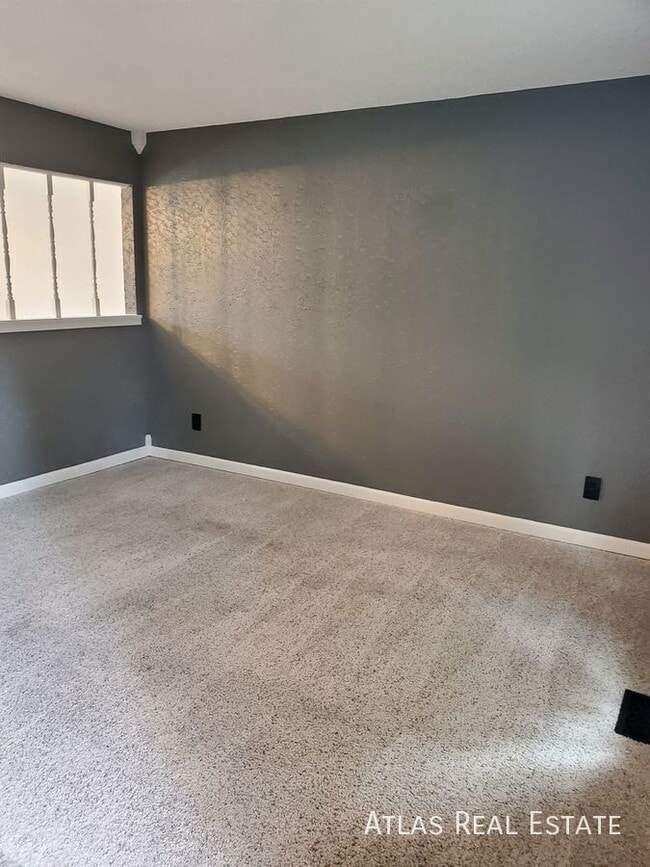 Photo - 2252 S Memphis St