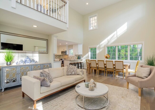 Photo - 16 Lincoln St