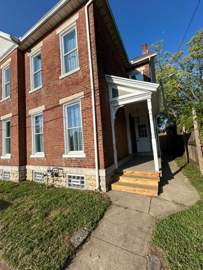 Photo - 19-21 S. Van Lear St. Unit 19