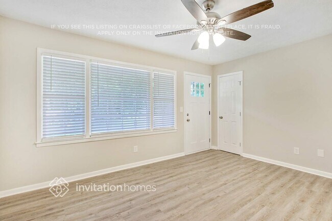 Photo - 7110 Carolyn Cir