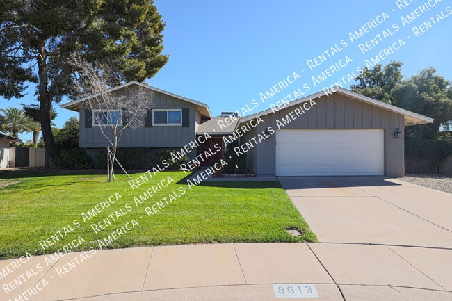 Photo - 8613 E Clarendon Ave