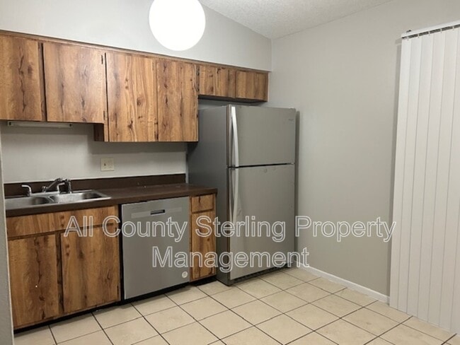 923 Bryan Ct