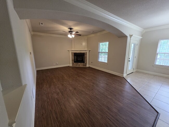Photo - 605 NW 17th Ct