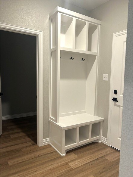 Photo - 512 S 5th St