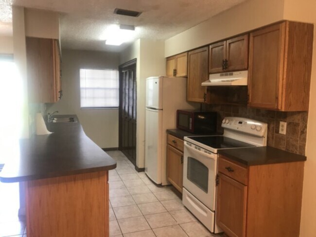 Photo - 2 Bedroom Condo Retreat in St. Cloud – Coz...