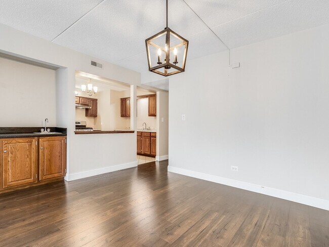 Photo - 7 Cinnamon Creek Dr