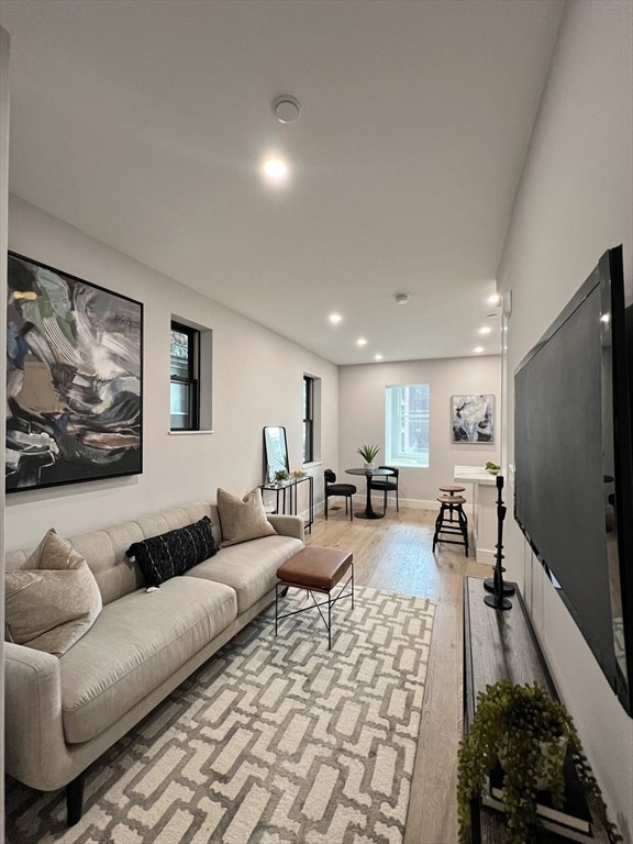 169 Maverick St Unit 1