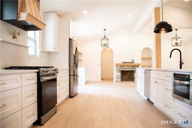 Photo - 11 Fairmount Dr