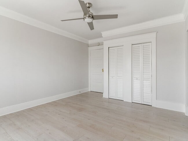 Photo - 338 E 7th St Unidad #346