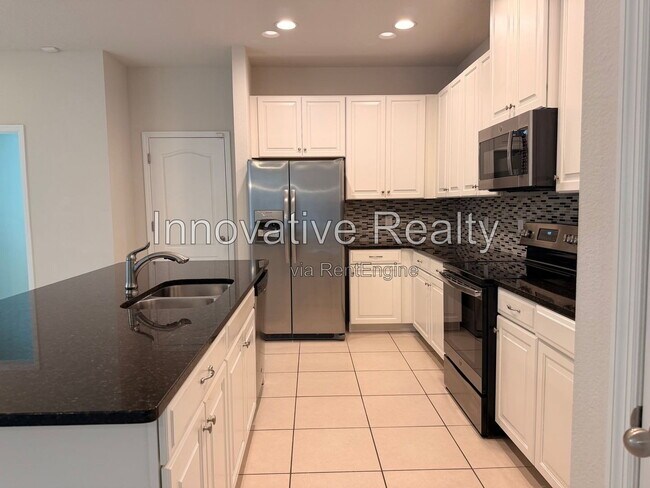 67 Delacorte Wy
