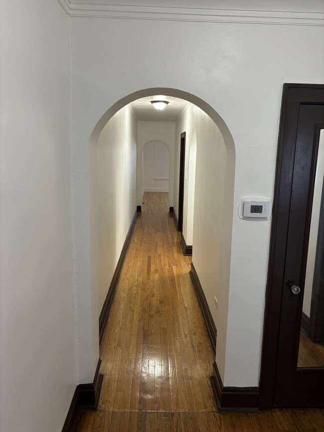 Photo - 7935 S Ellis Ave Unidad Apt 1