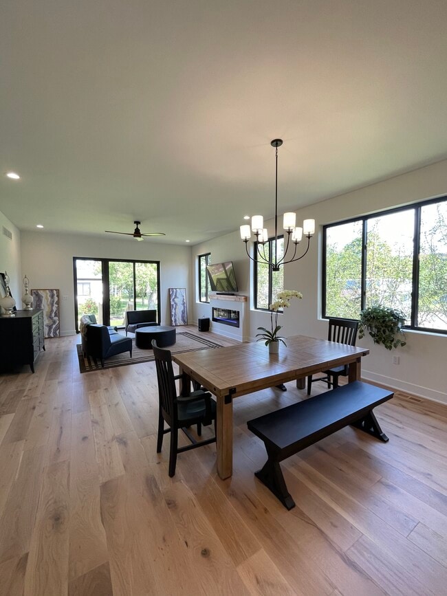 Photo - 1858 Upland Dr