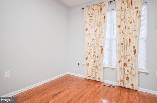 Photo - 116 Moore Dr