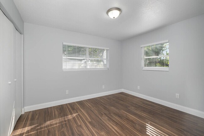 Photo - 2305 Burns Ave