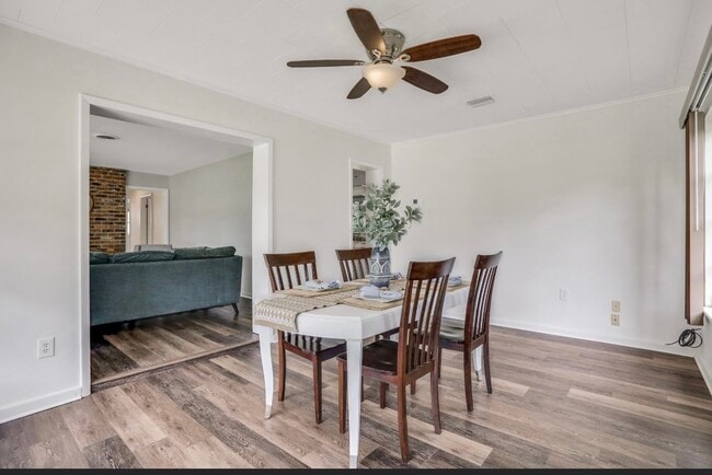 Photo - 108 Dellwood Ave